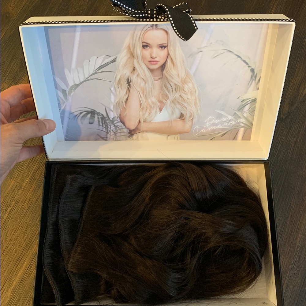DOVE CAMERON X BELLAMI HAIR